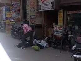Woman Stabbed 25 Times By Husband In Delhi Market, Dies Woman Stabbed 25 Times By Husband In Delhi Market, Dies