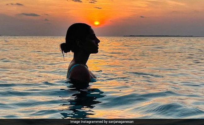 जसप्रीत बुमराह की बीवी ने शेयर की खूबसूरत तस्वीर, तो क्रिकेटर ने दिया ऐसा मजेदार रिएक्शन