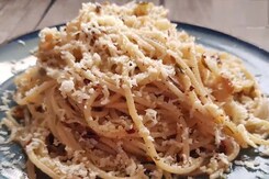 How To Make Spaghetti Aglio Olio | Easy Spaghetti Aglio Olio Recipe Video How To Make Spaghetti Aglio Olio | Easy Spaghetti Aglio Olio Recipe Video