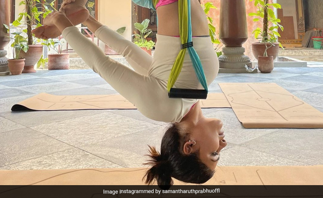 Just A Pic Of Samantha Ruth Prabhu Acing The Art Of "Balancing"