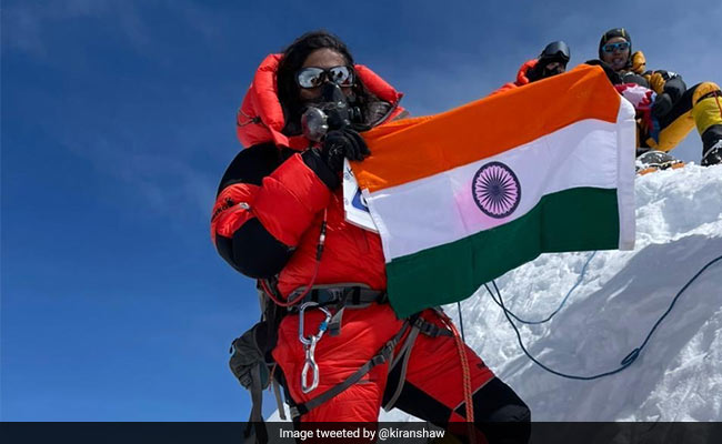 Maharashtra Woman Scales Mt Annapurna, 10th Highest Peak In The World