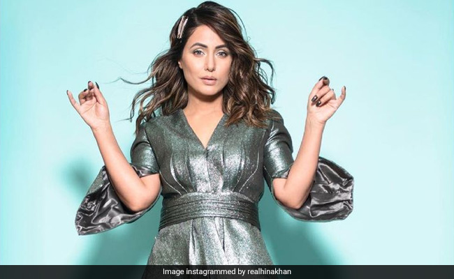 तितली बन हिना खान ने करवाया ग्लैमरस फोटोशूट, वायरल हुईं Photos तितली बन हिना खान ने करवाया ग्लैमरस फोटोशूट, वायरल हुईं Photos