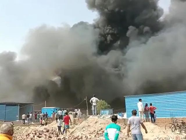 2 Children Dead In Fire In Noida, Nearly 150 Huts Caught In Flames