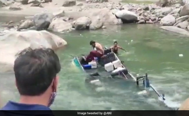 PM Modi Says "Anguished" After 7 Killed As Minibus Falls Into J&K River