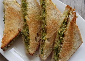 Watch: This Veggie-Pesto Sandwich Is Our Current Favourite For Quick Meal - Try It Today Watch: This Veggie-Pesto Sandwich Is Our Current Favourite For Quick Meal - Try It Today