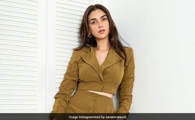 Aditi Rao Hydari Is A Stunner In A Monochrome, Deconstructed Blazer Look