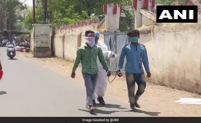 2 Arrested In Madhya Pradesh, Made To Walk After 1 Tests Covid Positive