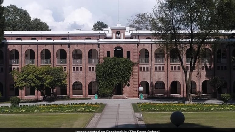 उत्तराखंड के इस स्कूल से पढ़ें हैं भारत के ये पूर्व प्रधानमंत्री, फीस सुनकर उड़ जाएंगे आपको होश