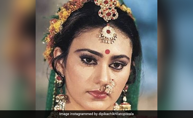 <i>Ramayan</i> Star Dipika Chikhlia Announces The Show Will Air On Television Again: "History Is Repeating Itself"