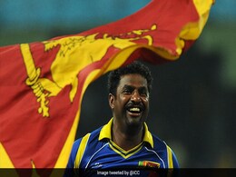 श्रीलंकाई स्पिनर मुरलीधरन की एंजियोप्लास्टी हुई, अस्पताल से मिली छुट्टी श्रीलंकाई स्पिनर मुरलीधरन की एंजियोप्लास्टी हुई, अस्पताल से मिली छुट्टी