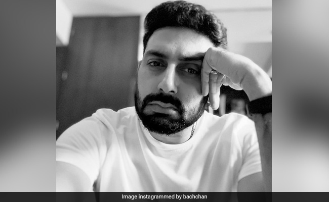 Abhishek Bachchan Tweeted Hugs. Then Someone Said He Should "Do More" - His Reply
