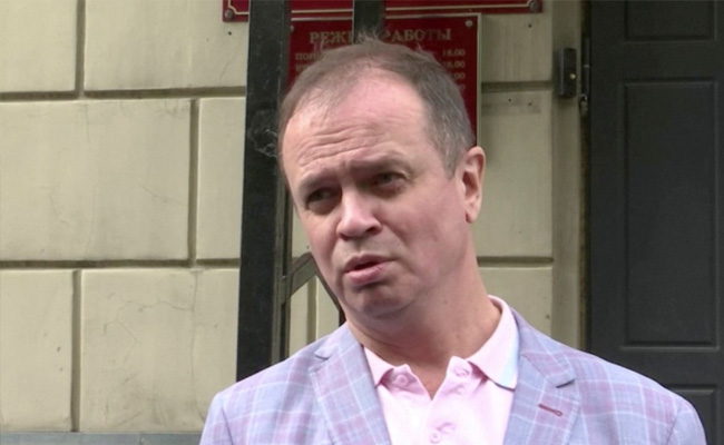 Russia Declares Rights Lawyer Who Defended Kremlin Critic's Group "Foreign Agent"