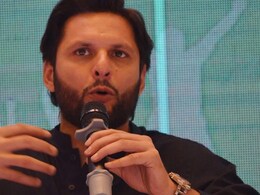 VIDEO: "शोएब अख्तर ने इतने इंजेक्शन लिए हैं कि...", शाहिद अफरीदी ने अपने पूर्व साथी के खोले राज VIDEO: "शोएब अख्तर ने इतने इंजेक्शन लिए हैं कि...", शाहिद अफरीदी ने अपने पूर्व साथी के खोले राज