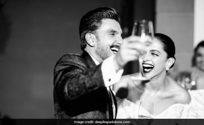 On Deepika Padukone's New Website, No 1 Fan Ranveer Singh Writes: "I Sometimes Stop And Admire Her"