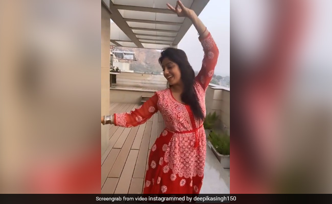 दीपिका सिंह ने 'इश्के दी चाशनी' सॉन्ग पर किया खूबसूरत डांस, Video ने जीता फैंस का दिल