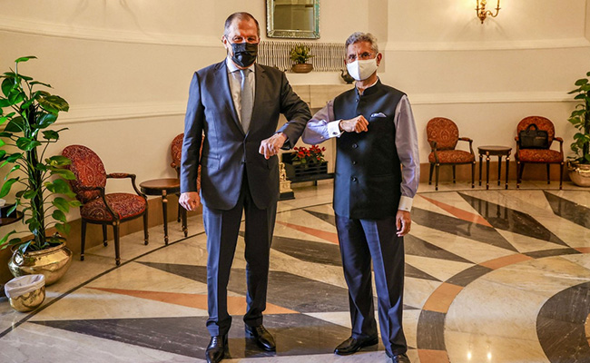 S Jaishankar Holds Talks With Russian Counterpart, Iranian President At SCO Summit