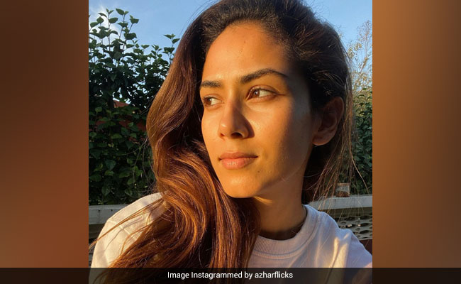 Mira Rajput Seals Summer Days With A Sunkissed Photo Showcasing Her Glowing Skin