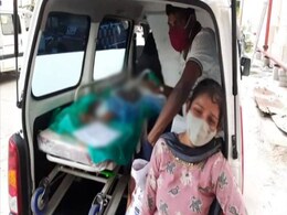 ''कृपया उसे बचा लीजिए'': मां गुहार लगाती रही लेकिन अस्पताल में भर्ती होने के इंतजार के बाद बच्ची की मौत ''कृपया उसे बचा लीजिए'': मां गुहार लगाती रही लेकिन अस्पताल में भर्ती होने के इंतजार के बाद बच्ची की मौत