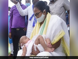 "Bengal's Daughter": Mamata Banerjee Visits Grieving Cooch Behar Families After Deadly Firing "Bengal's Daughter": Mamata Banerjee Visits Grieving Cooch Behar Families After Deadly Firing