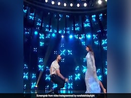 नोरा फतेही और तुषार कालिया में छिड़ी जंग, 'नाच मेरी रानी' पर डांस कर दी एक-दूसरे को टक्कर- देखें Video नोरा फतेही और तुषार कालिया में छिड़ी जंग, 'नाच मेरी रानी' पर डांस कर दी एक-दूसरे को टक्कर- देखें Video
