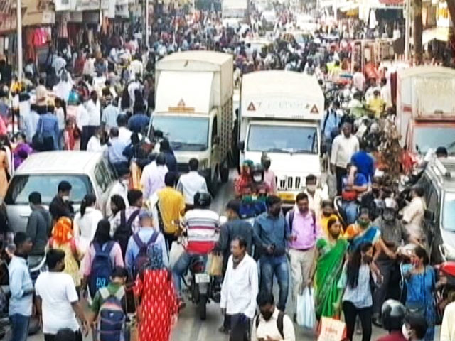 India Crosses 1-Lakh Mark In Daily COVID-19 Cases For First Time