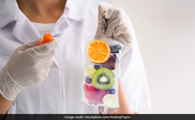 Celeb Nutritionist Pooja Makhija Shares Foods To Include In Your Diet If You're COVID Positive