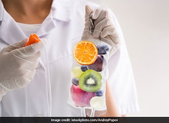 Celeb Nutritionist Pooja Makhija Shares Foods To Include In Your Diet If You're COVID Positive Celeb Nutritionist Pooja Makhija Shares Foods To Include In Your Diet If You're COVID Positive