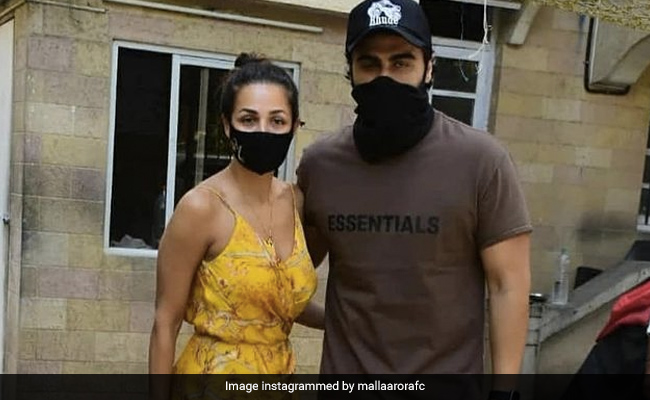 Malaika Arora, Arjun Kapoor And Arhaan Celebrate Easter At Joyce Arora's Home. Pics Here