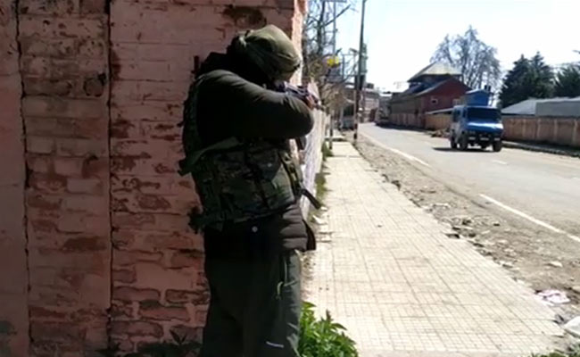 2 Lashkar Terrorists Killed In Shopian Encounter In Jammu And Kashmir