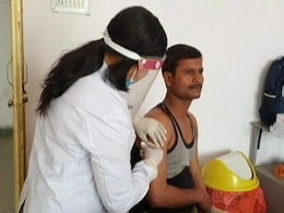 गुजरात में Covid-19 के एक दिन में सर्वाधिक 3,280 नए मामले सामने आए गुजरात में Covid-19 के एक दिन में सर्वाधिक 3,280 नए मामले सामने आए