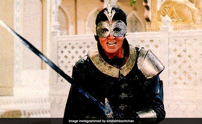 Remember <i>Ajooba</i>? It's Been 30 Years. Read What Amitabh Bachchan Posted