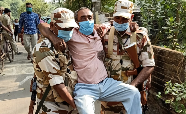 In Pictures: Voting For Phase 5 Begins In Bengal Amid Tight Security