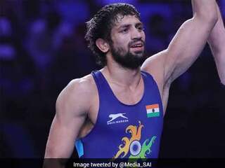 Asian Wrestling Championship: Ravi Kumar Dahiya Retains Title, Bajrang Punia Settles For Silver After Withdrawing From Final Due To Injury