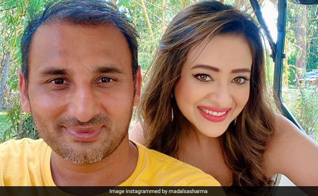 मिथुन चक्रवर्ती की बहू मदालसा शर्मा ने सेट पर जमकर की मस्ती, देखें Video