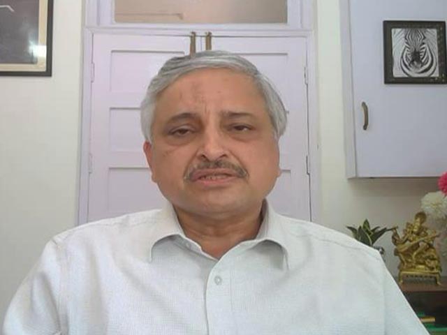 Lock Down Areas With More Than 10% Positivity Rate: AIIMS Chief