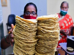 How <i>Lijjat Papad</i> Spun Feminist Success Story How <i>Lijjat Papad</i> Spun Feminist Success Story