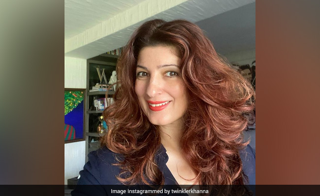 "Engaging Story About Ambition And Power": Twinkle Khanna On Huma Qureshi's <i> Maharani</i>