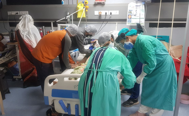 आईसीयू में मेरी मां के वो 2 हफ्ते