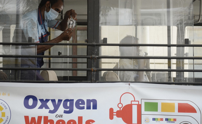 Patients Waiting For Admission In Bengal Hospitals To Get Free Oxygen In Bus