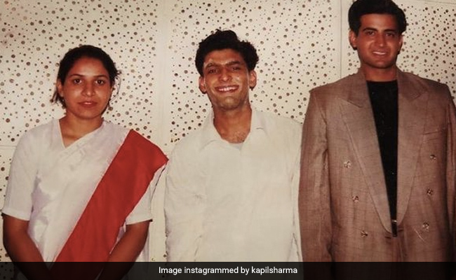 "Pockets Were Empty But Smile Was There": Identify The Comedian In This 23-Year-Old Pic