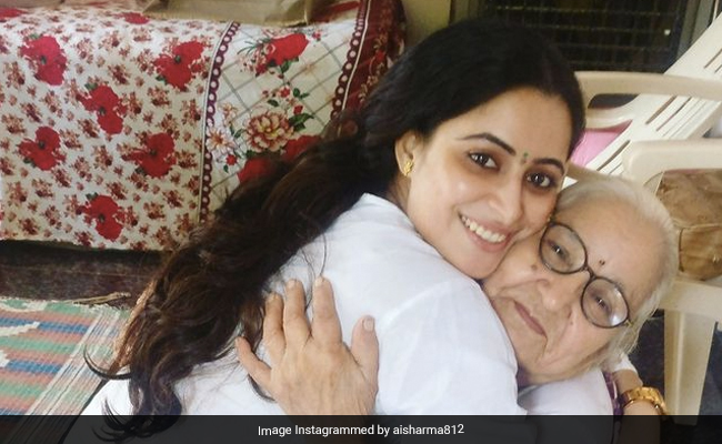 Actress Aishwarya Sharma's Emotional Note For "Superwoman"- Her Late Grandmother