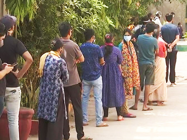 Long Queues On Day 1 Of Delhi's Mass Vaccine Rollout For 18+