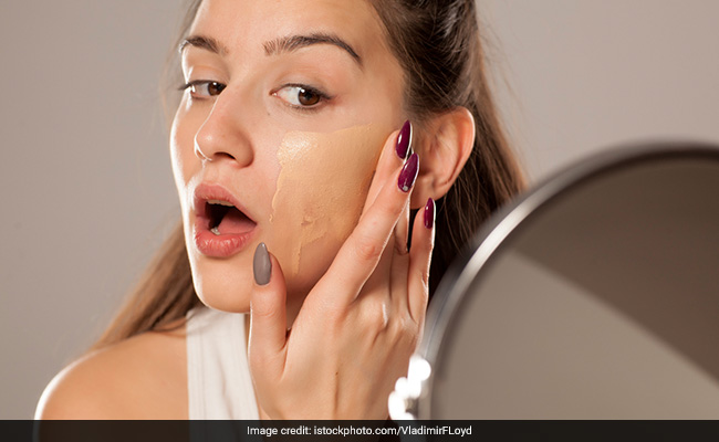 These Oil-Free Foundations Are Saviour For Your Oily Skin