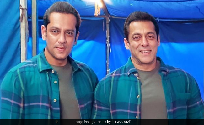 Viral: Salman Khan's Pic With Body Double Parvez Kazi From <I>Radhe</i> Sets