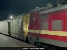 First Milk Train: लॉकडाउन के दौरान नागपुर से 45 हजार ली दूध लेकर दिल्ली के लिए रवाना हुई पहली मिल्क ट्रेन - देखें Video First Milk Train: लॉकडाउन के दौरान नागपुर से 45 हजार ली दूध लेकर दिल्ली के लिए रवाना हुई पहली मिल्क ट्रेन - देखें Video