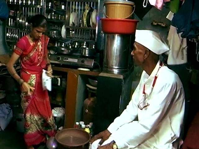 Impact Of Lockdown On Mumbai's 'Dabbawalas'