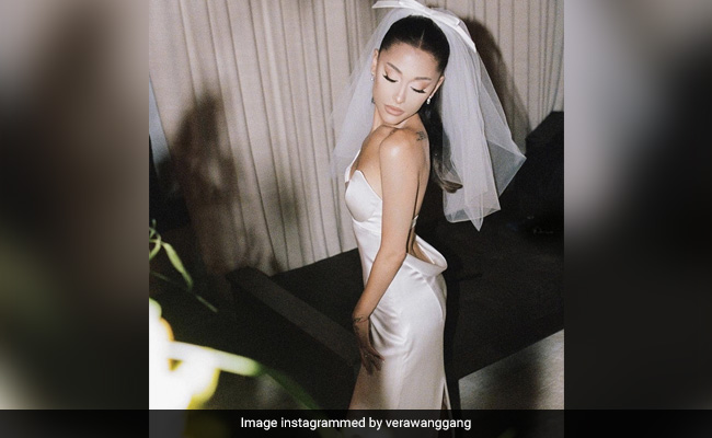 All About Ariana Grande's Stunning Vera Wang Wedding Dress