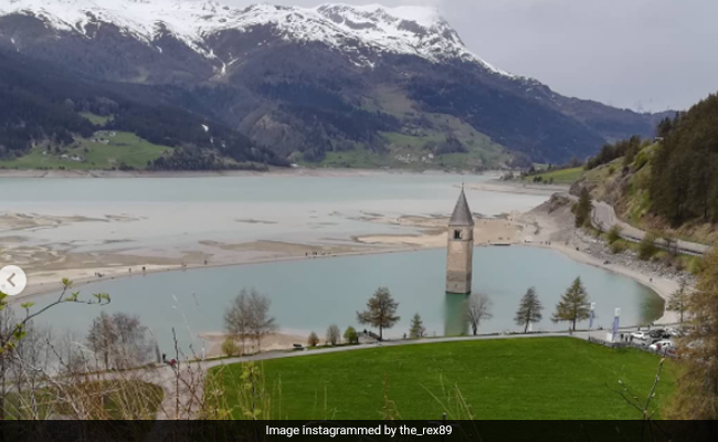 70 साल बाद मिला इटली की झील में खोया हुआ एक गांव, जहां कभी रहा करते थे सैकड़ों परिवार - देखें Photos