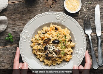 How To Make Khilli Hui Khichdi: A Yummy And Easy Dish For A Wholesome Meal