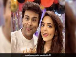 How Sugandha Mishra's Birthday Was Made Special. See Her Note For Husband Sanket Bhosale How Sugandha Mishra's Birthday Was Made Special. See Her Note For Husband Sanket Bhosale